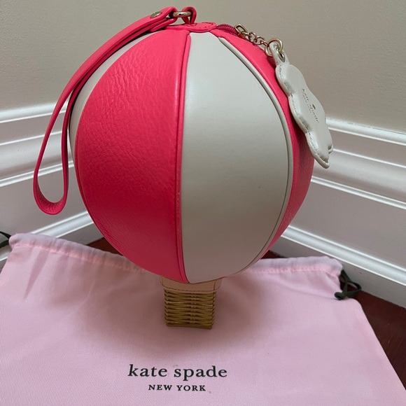 “Get Carried Away” Kate Spade Hot Air Balloon - Picture 1 of 6